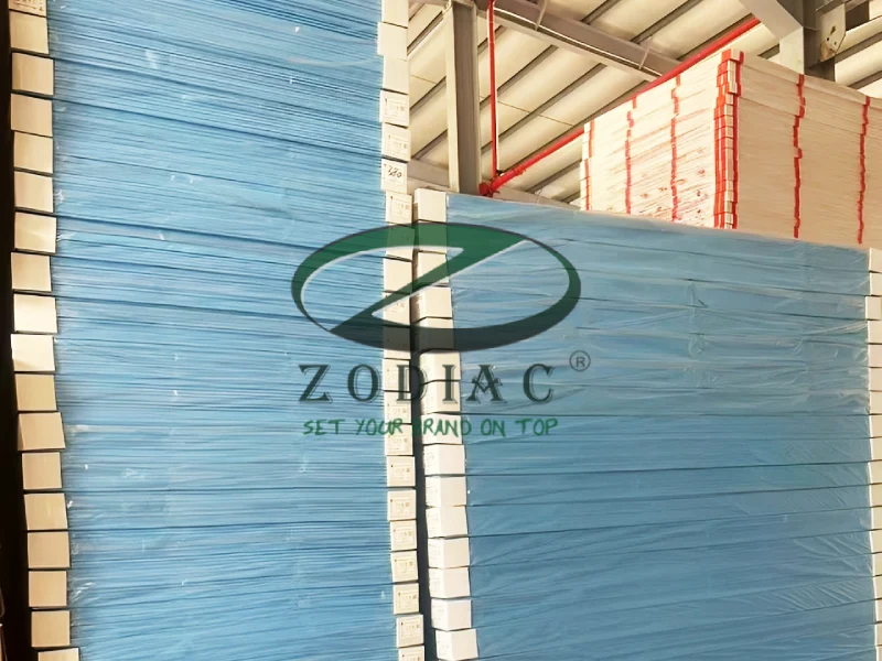 Tấm formex màu tại ZODIAC
