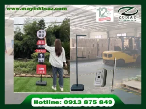 standy treo bảng tin 2 mặt