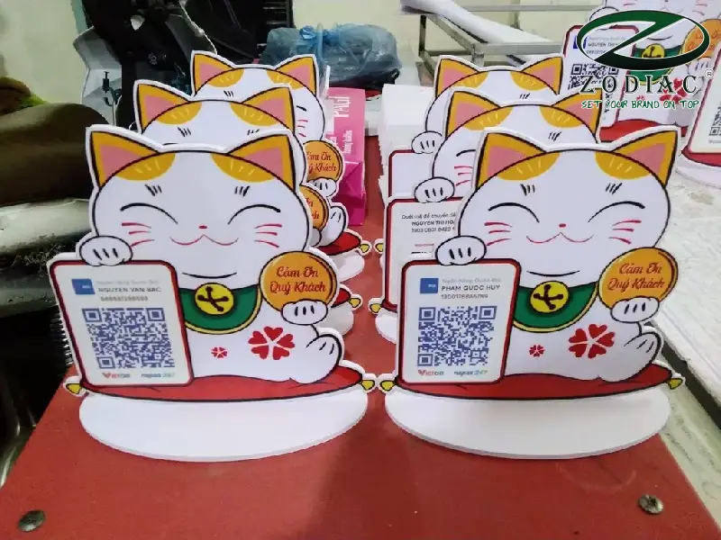 Cách làm standee để bàn tại ZODIAC